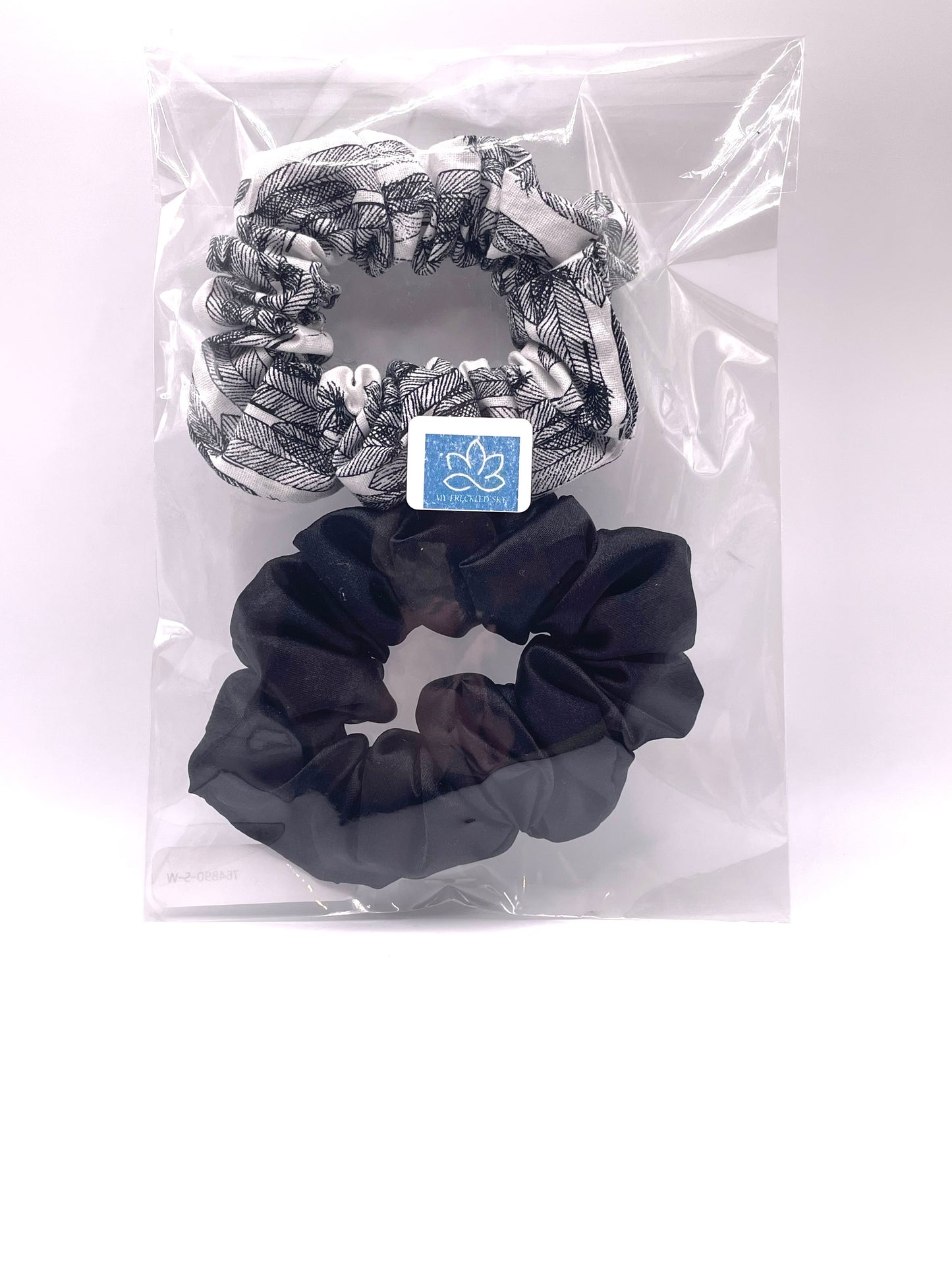 Feather Scrunchie Gift set